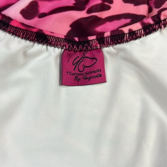 Y Customs Swimsuit long sleeved pink leopard one piece suit, size large - Picture 11 of 11